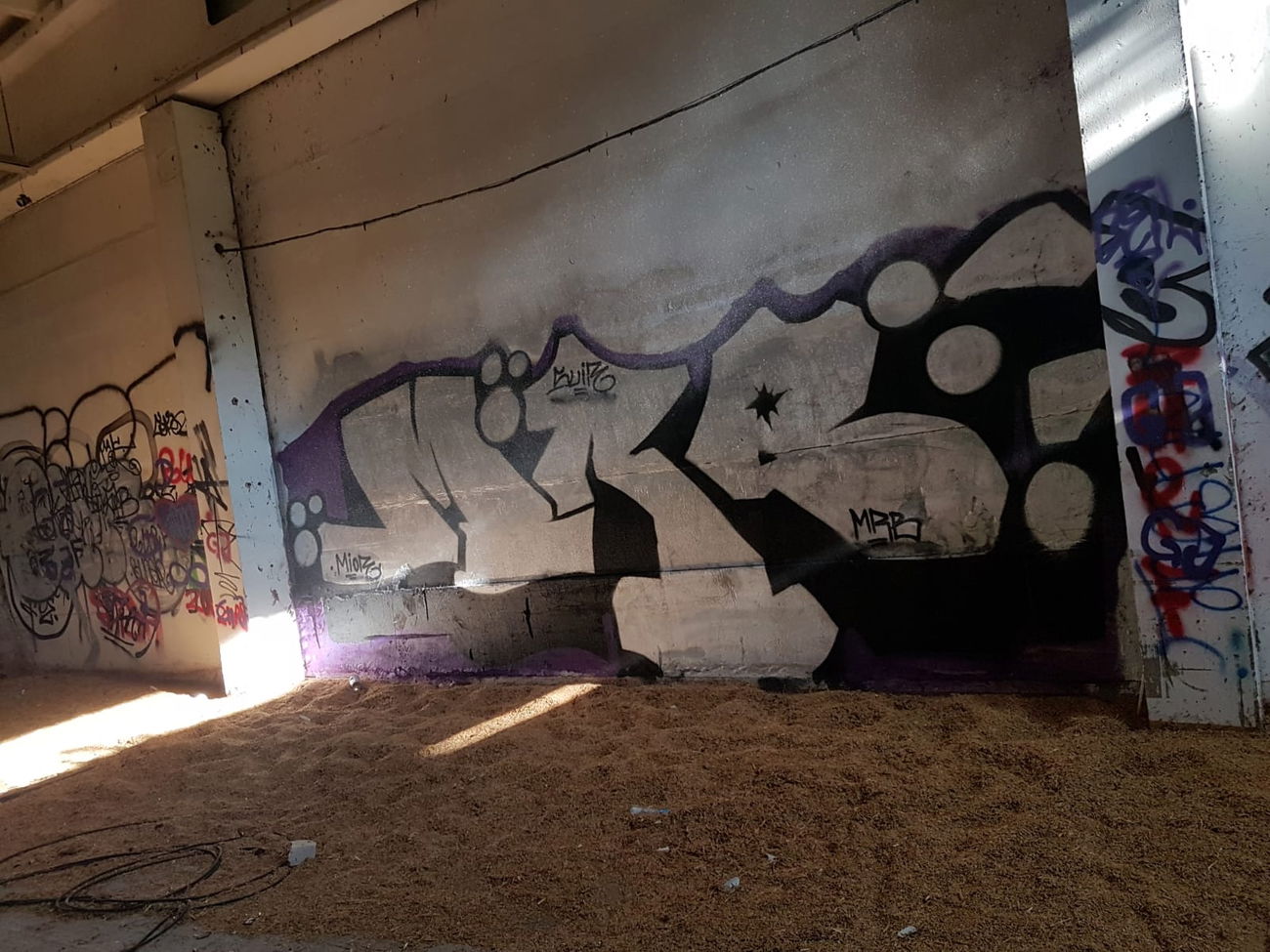 Graffiti Wall - Photo by MRB (2019)