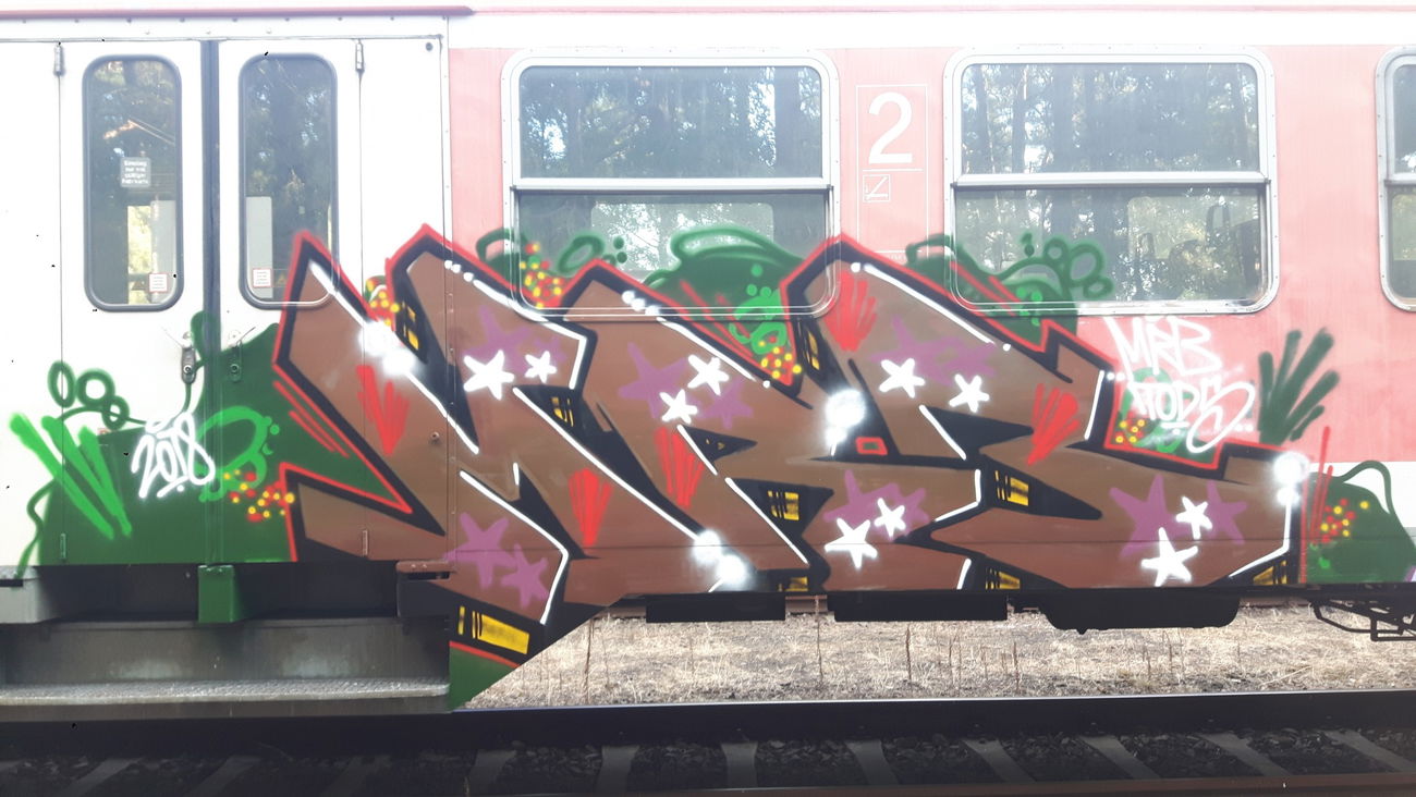 Graffiti Train - Photo by MRB - MRB (2018)