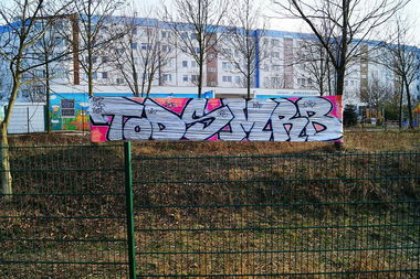 Graffiti Street Art - Photo by MRB (2016)