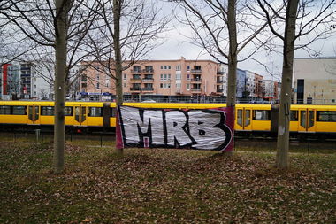 Graffiti Bombing - Photo by MRB - MRB (2016)