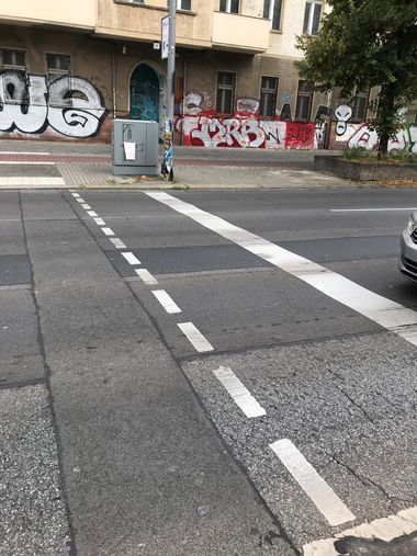 Graffiti Street Art - Photo by MRB - MRB (2019)