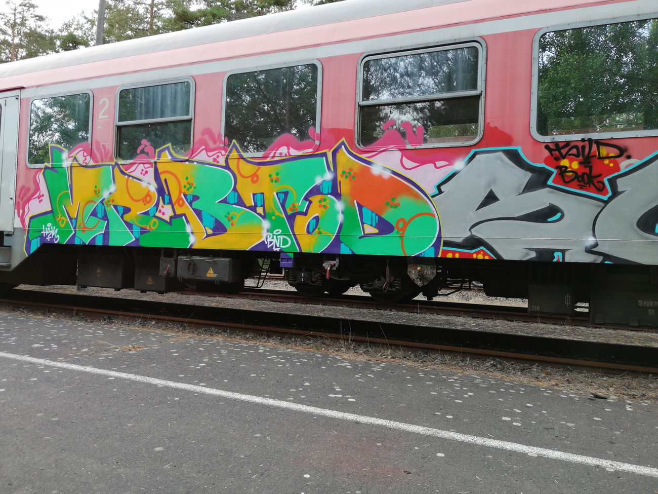 Graffiti Train - Photo by MRB - MRB, TODS (2019)