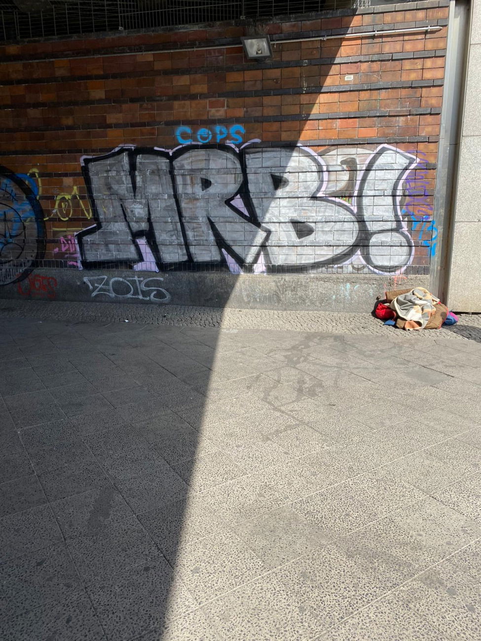 Graffiti Street Art - Photo by MRB - MRB (2020)