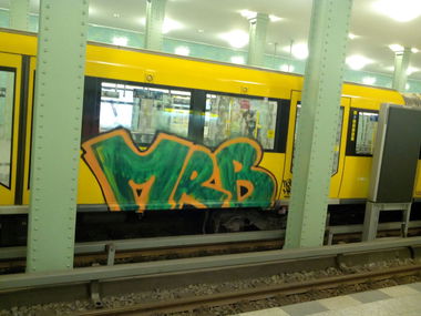 Graffiti Train - Photo by MRB - MRB (2015)
