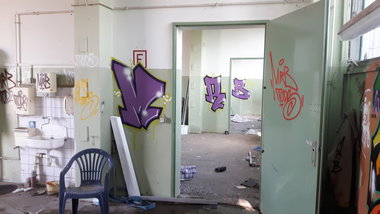 Graffiti Wall - Photo by MRB - MRB (2018)