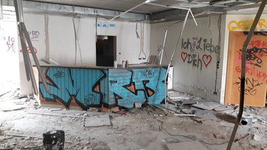 Graffiti Wall - Photo by MRB - MRB (2017)