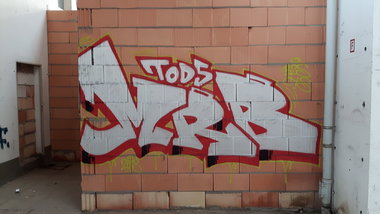 Graffiti Wall - Photo by MRB - MRB (2018)