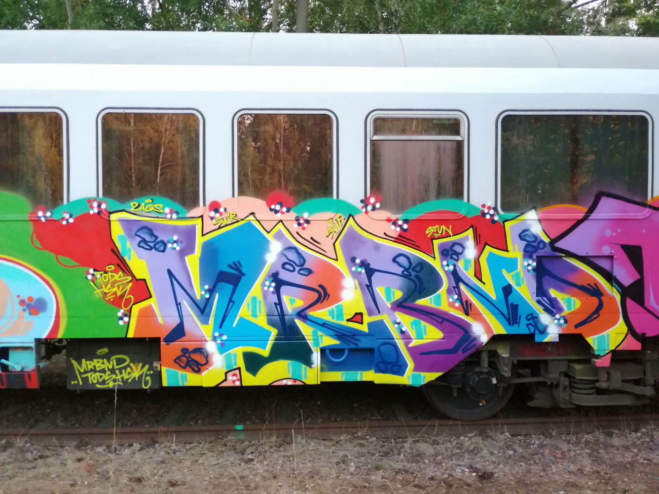 Graffiti Train - Photo by MRB - MRB, BND (2019)
