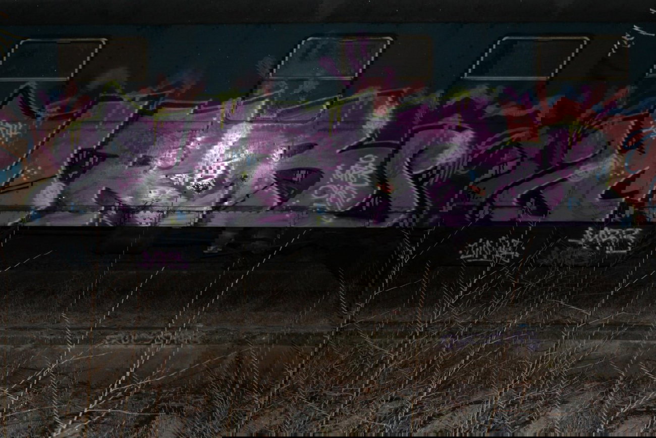 Graffiti Train - Photo by MRB - MRB (2014)