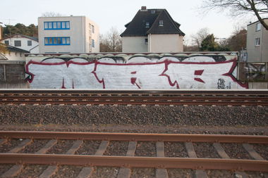 Graffiti Bombing - Photo by MRB - MRB, CLS (2015)