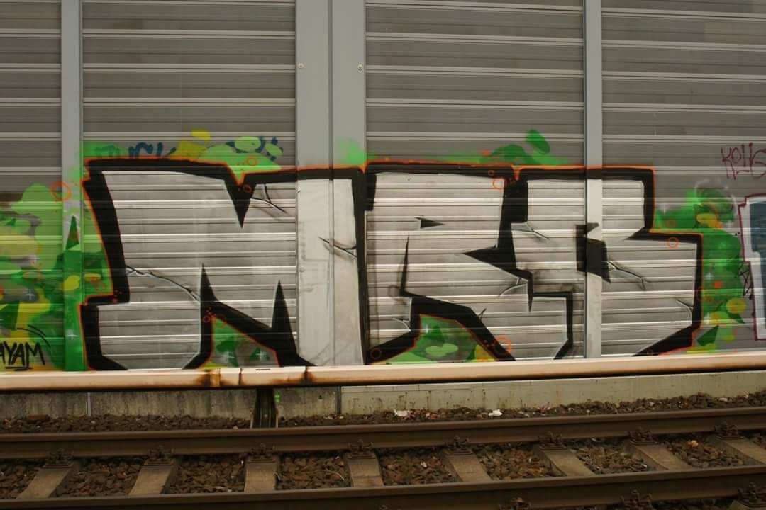 Graffiti Wall - Photo by MRB - MRB (2014)