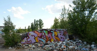 Graffiti Wall - Photo by MRB - FR, MRB