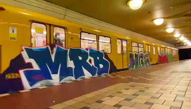Graffiti Train - Photo by MRB - MRB, HGS (2020)