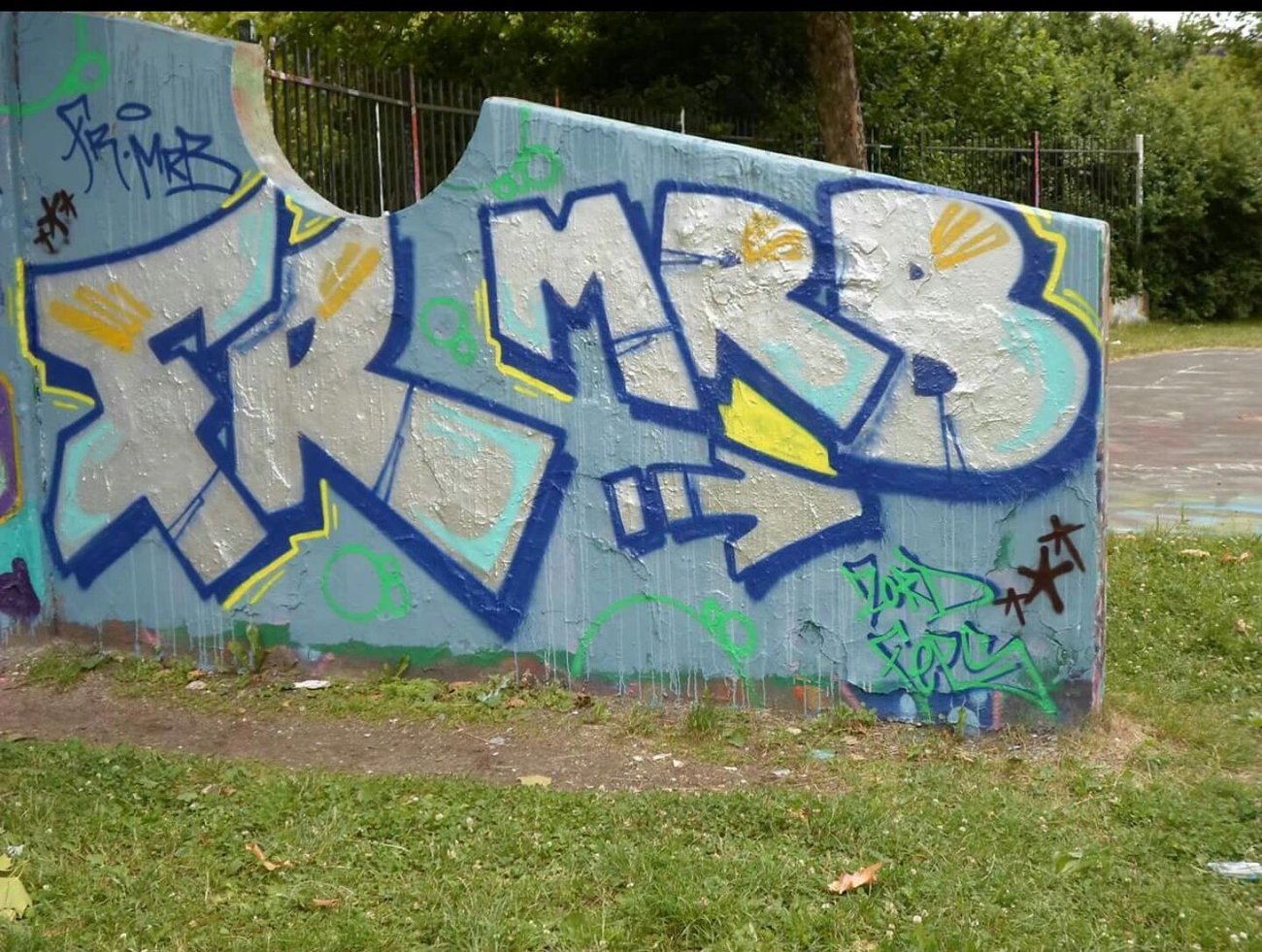 Graffiti Wall - Photo by MRB - FR, MRB