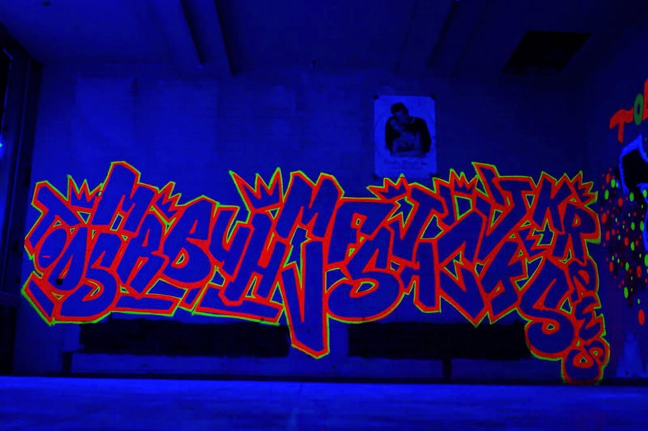 Graffiti Wall - Photo by MRB - TODS, MRB, UHV (2015)