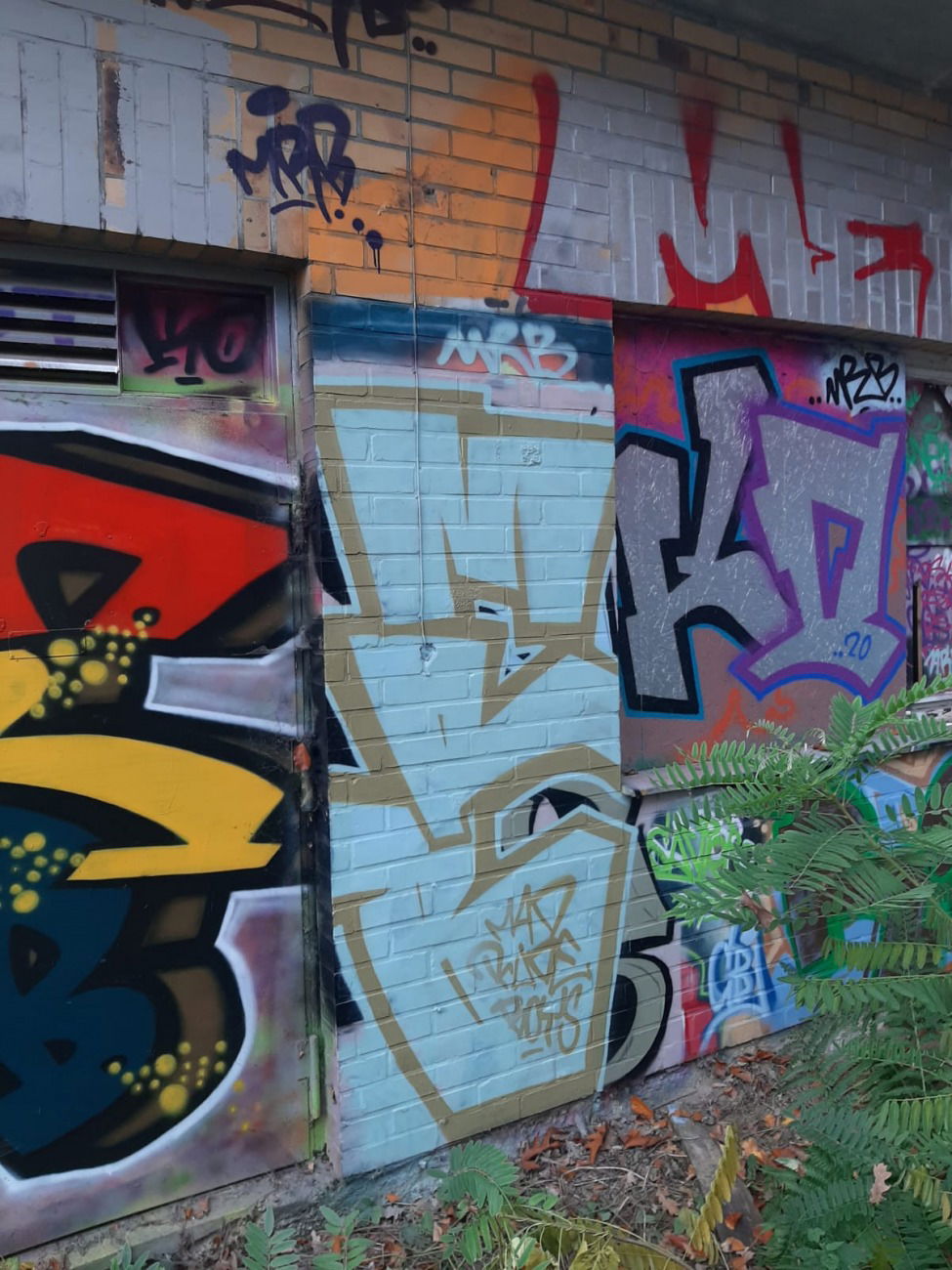 Graffiti Wall - Photo by MRB - MRB (2020)