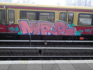 Graffiti Train - Photo by MRB - MRB (2015)