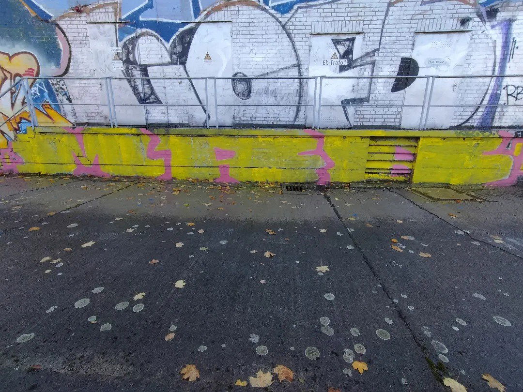 Graffiti Bombing - Photo by MRB - MRB (2022)