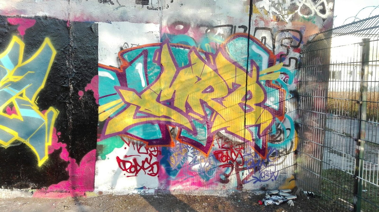 Graffiti Wall - Photo by MRB - MRB (2016)