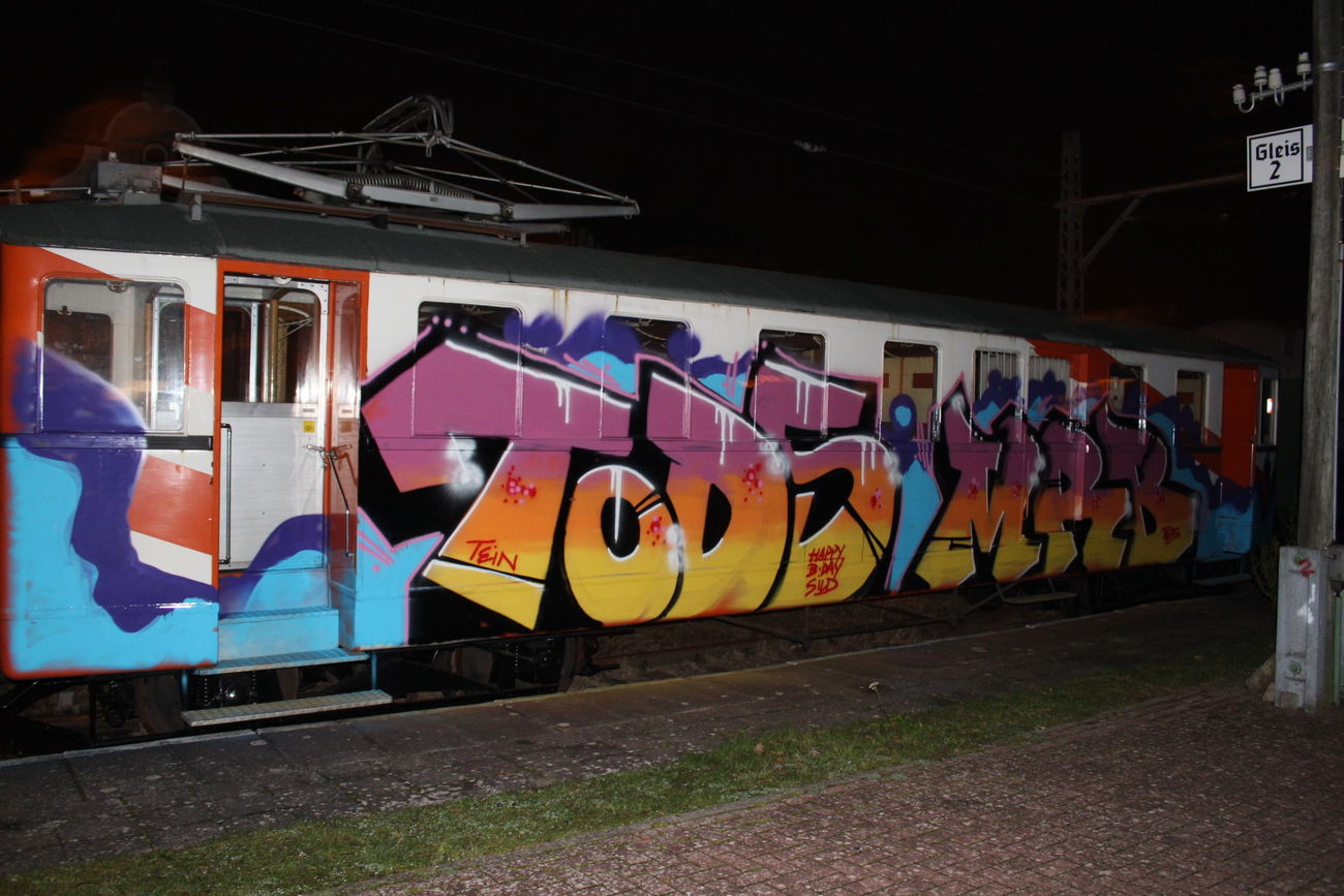 Graffiti Train - Photo by MRB - TODS, MRB (2017)