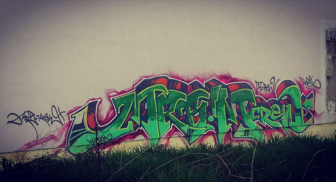 Graffiti Street Art - Photo by MRB - Mcrew, MRB (2020)