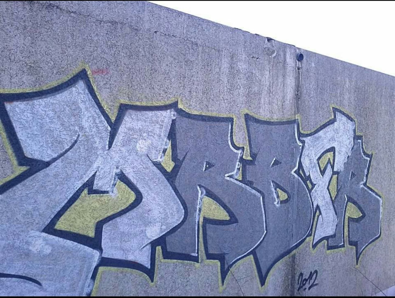 Graffiti Wall - Photo by MRB - MRB, FR