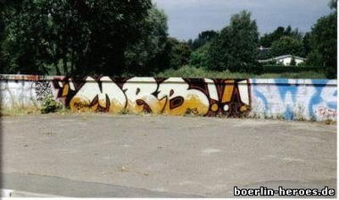 Graffiti Street Art - Photo by MRB - MRB (2003)