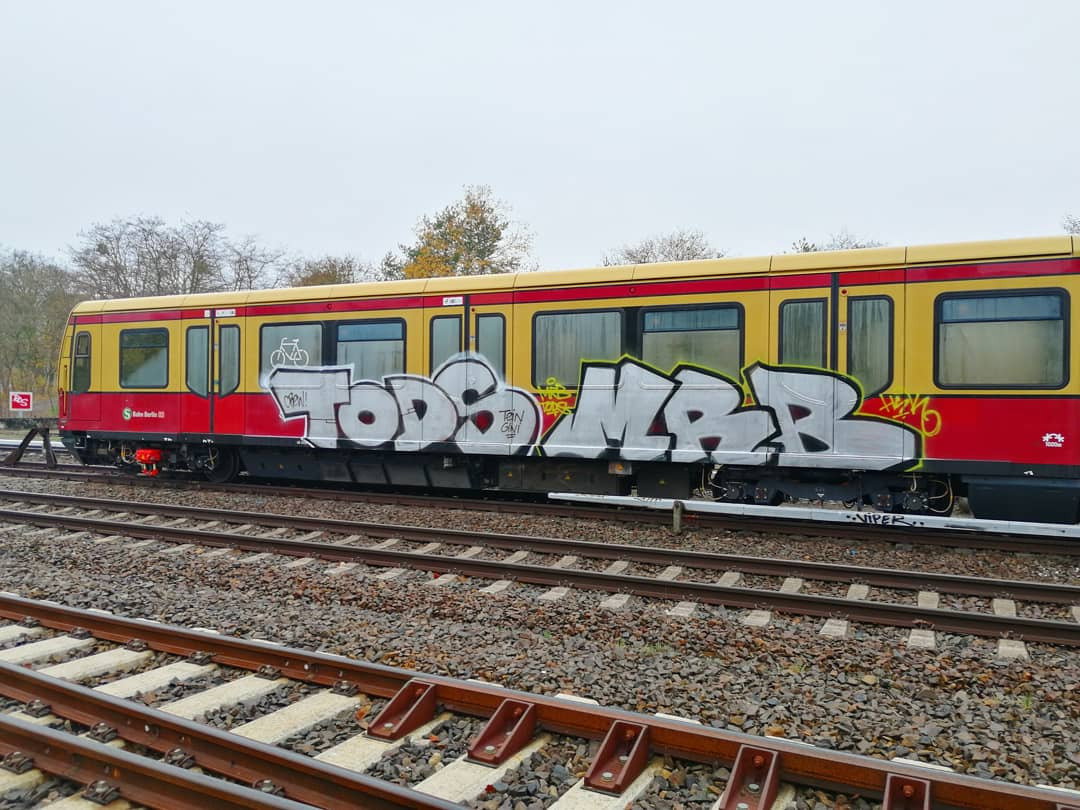 Graffiti Train - Photo by MRB - TODS, MRB (2019)