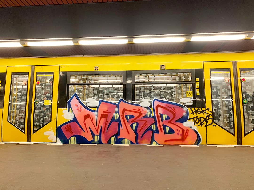 Graffiti Train - Photo by MRB - MRB, TODS, HSK (2019)