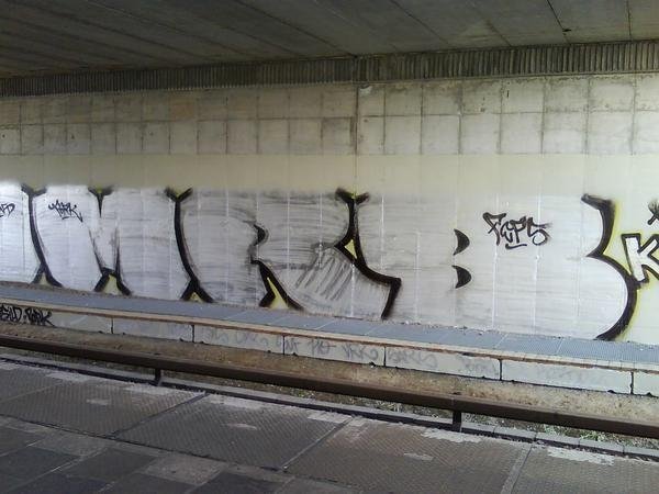 Graffiti Bombing - Photo by MRB - MRB
