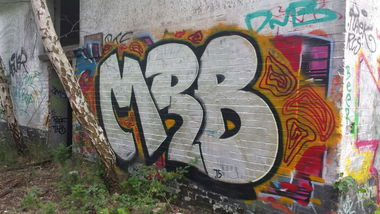 Graffiti Bombing - Photo by MRB - MRB (2015)