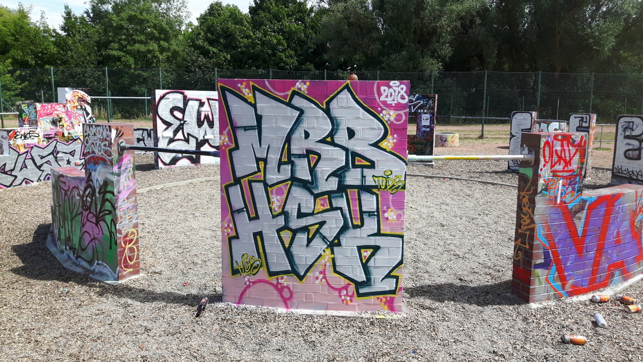 Graffiti Wall - Photo by MRB - MRB, HSK (2018)