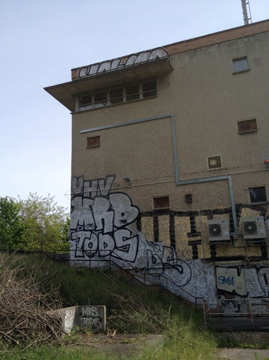 Graffiti Bombing - Photo by MRB - IHV, MRB, TODS