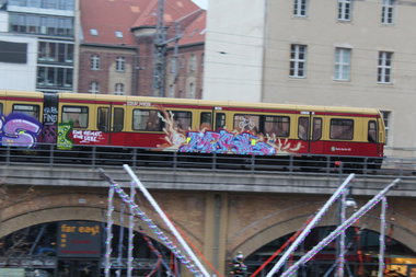 Graffiti Train - Photo by MRB - MRB (2014)