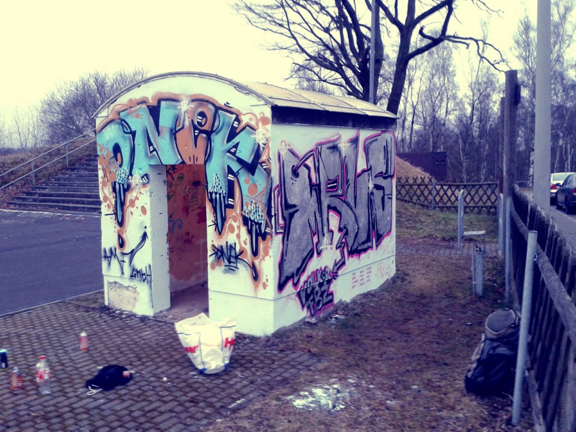Graffiti Bombing - Photo by MRLS - fbz, mrls, volker (2015)