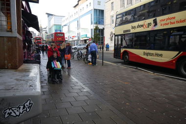 Graffiti Street Art in London - Photo by MRLS - mrls, volker, fbz (2014)