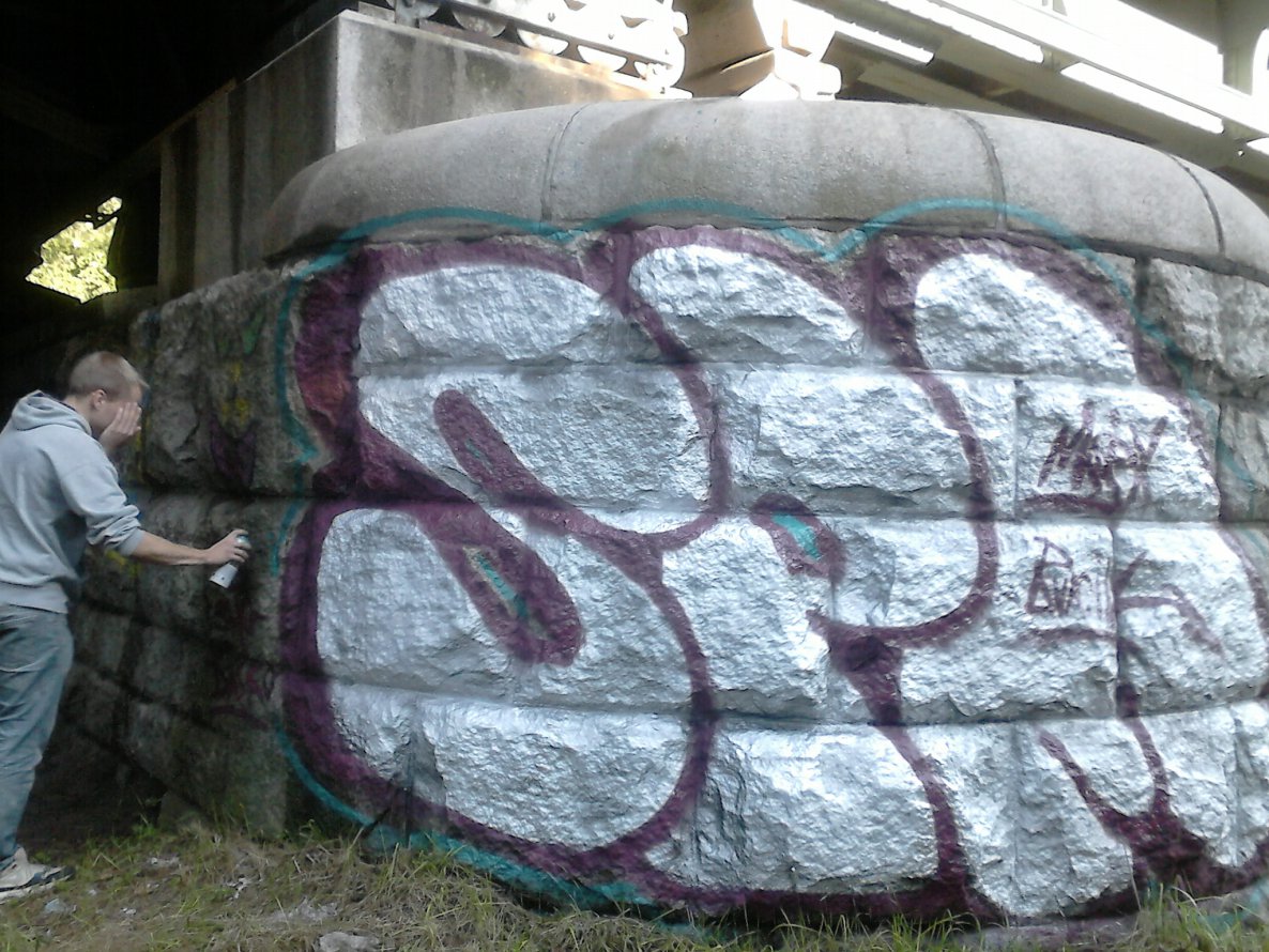 Graffiti Bombing in Torun - Photo by MRX - SPM (2013)