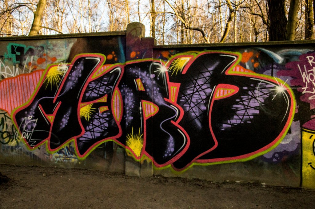 Graffiti Wall in Lodz - Photo by MRX - Marx, SPM (2014)