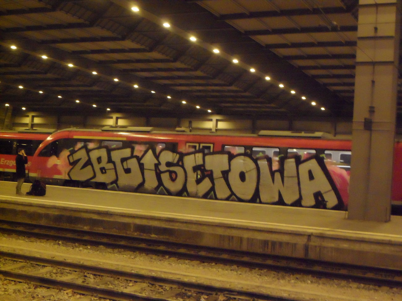 Graffiti Train - Photo by MYTEAMSUPREME1 - ZBG, OWA, UPSET