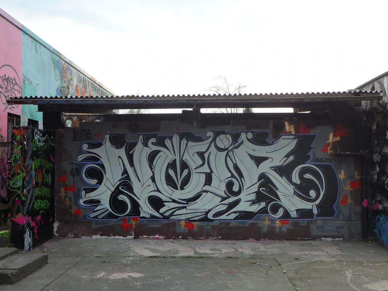 Graffiti Wall - Photo by MYTEAMSUPREME1 - NOIR, CHEMNITZ