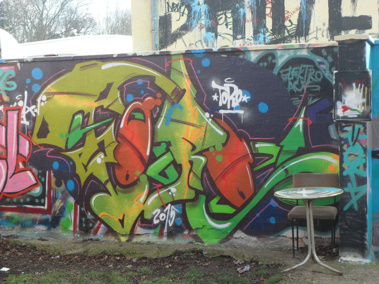 Graffiti Wall - Photo by MYTEAMSUPREME1 - TORO, CHEMNITZ