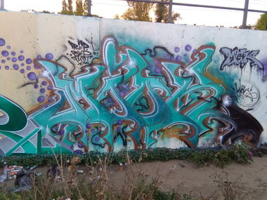 Graffiti Wall - Photo by MaGiKz - MIOK, MGK