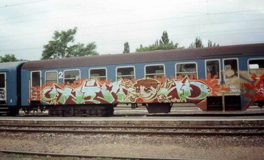 Graffiti Wall - Photo by MadeInHungary - Nikon