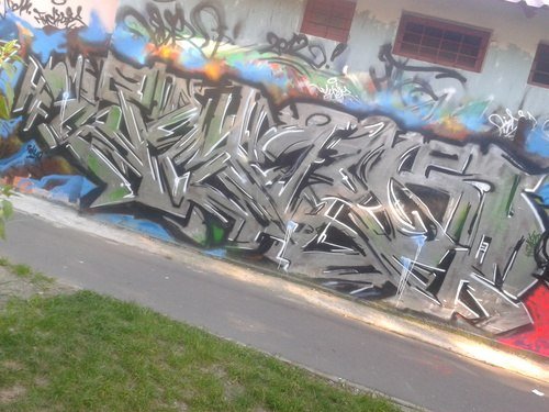 Graffiti Wall - Photo by MadeInHungary - Rekurone, HF, KMS