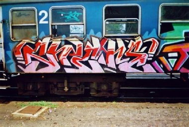 Graffiti Train - Photo by MadeInHungary - syctem