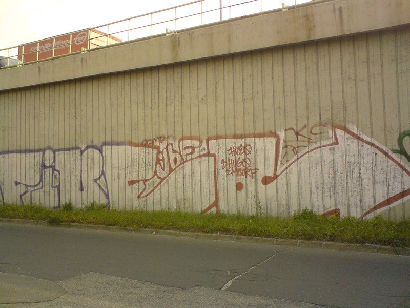 Graffiti Bombing - Photo by MadeInHungary - Fiveo