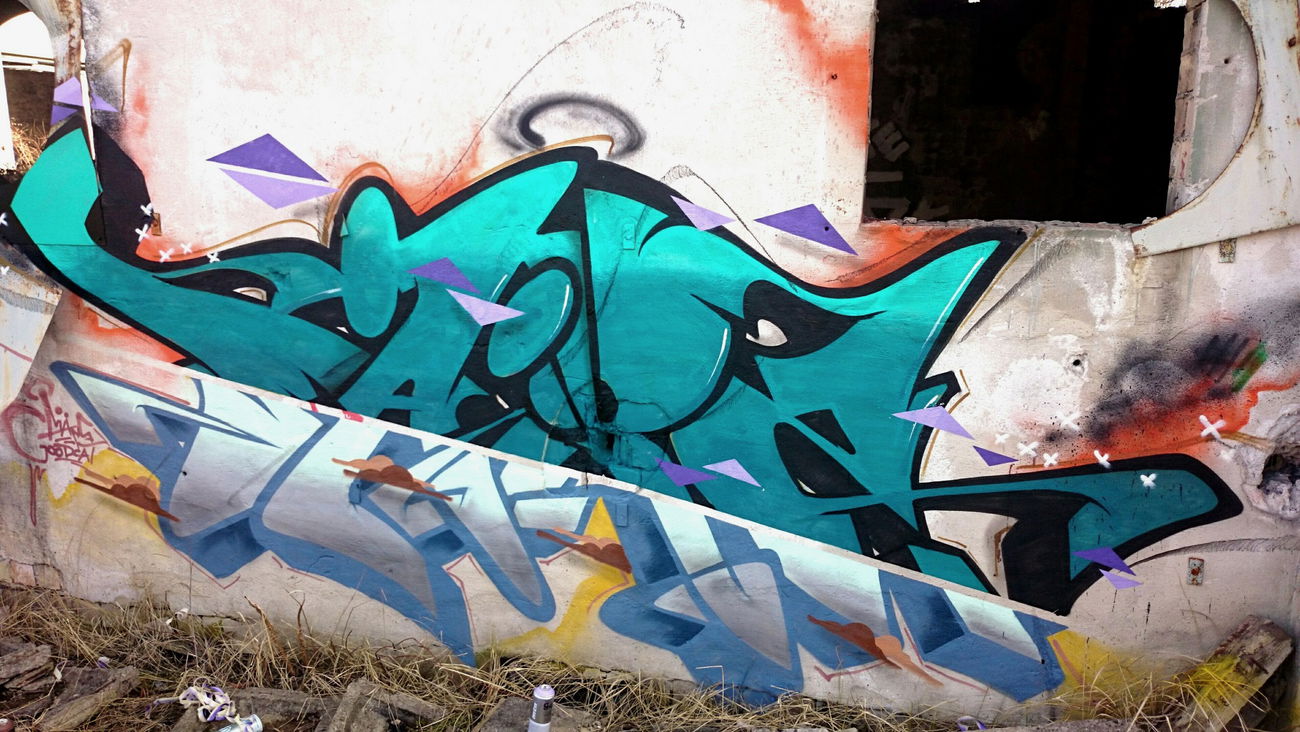 Graffiti Wall - Photo by Maers - märs, graffart, painted (2015)