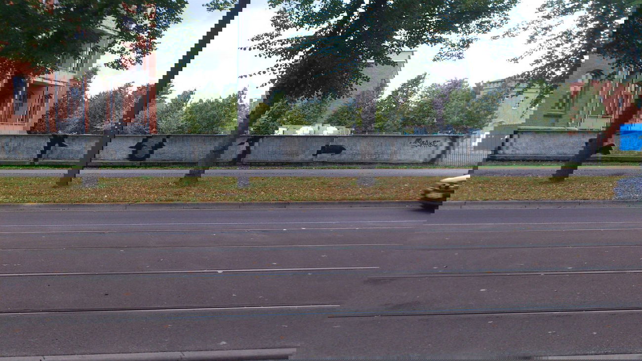 Graffiti Bombing - Photo by Magdeboy - SÜD, Magdeburg