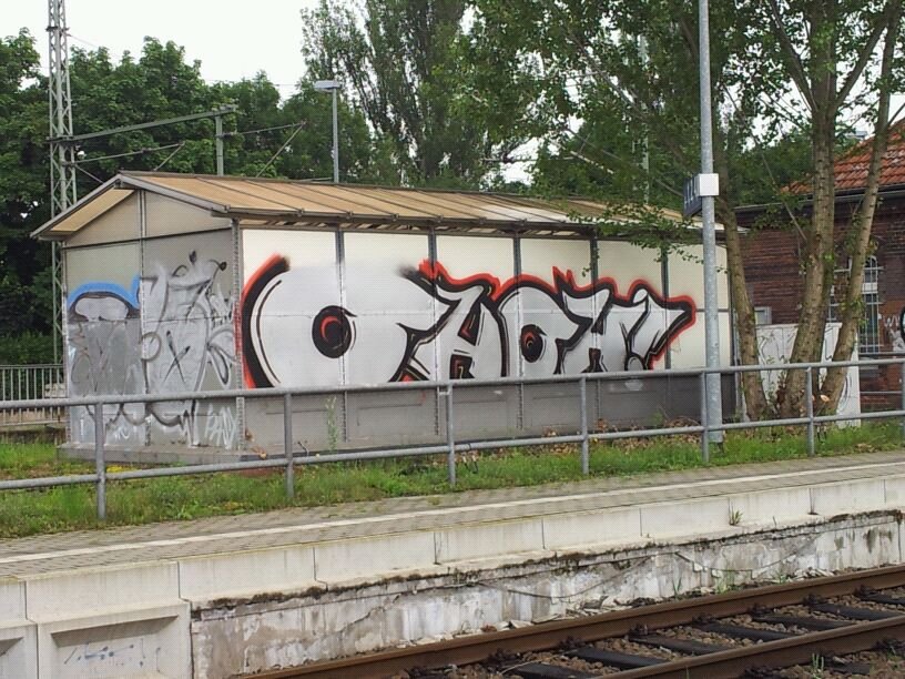 Graffiti Bombing - Photo by Magdeboy - OO, OHOH, Biederitz
