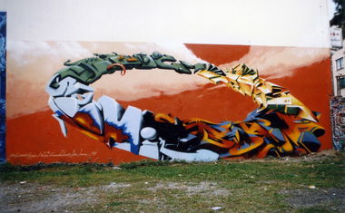 Graffiti Wall in Düsseldorf - Photo by MagicNut - Magic, Loomit, How